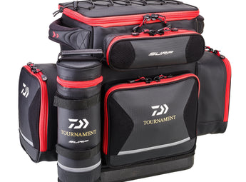 DAIWA Tournament Surf, mochila de surfcasting negra y roja con nevera lateral